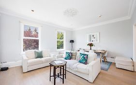 Welcomestay Colliers Wood Two Bed Apartment - Home Away From Home